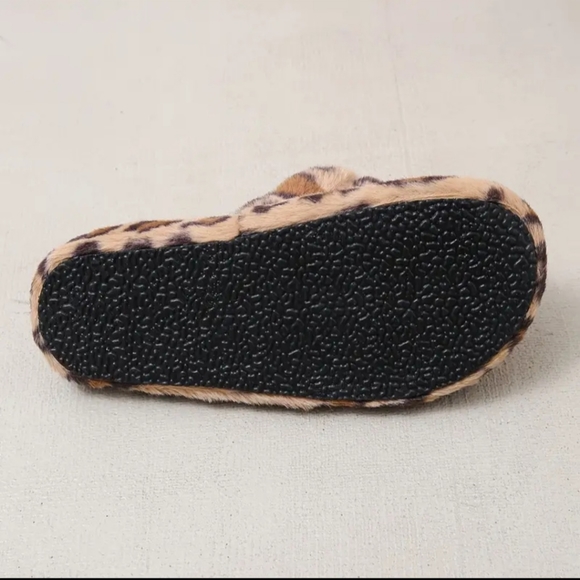 NEW ! Stylish Women's Leopard Print Soft Fluffy Indoor Outdoor Fashion Slippers - Picture 6 of 12